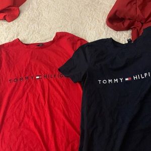 2 th shirts